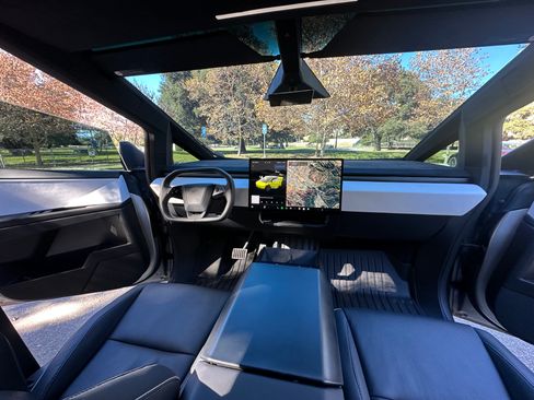 Used 2024 Tesla Cybertruck Cyberbeast image 17