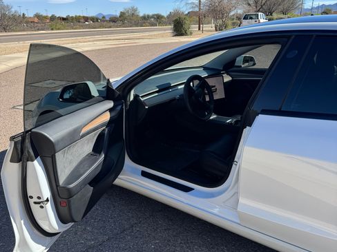 Used 2022 Tesla Model 3 Long Range image 12