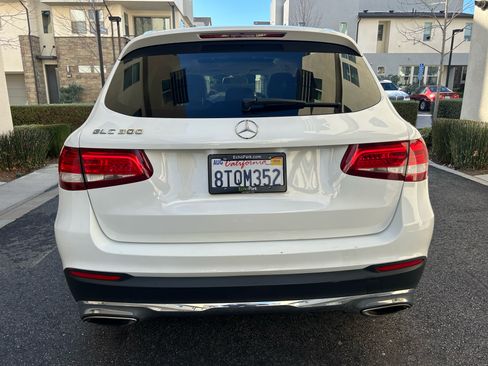 Used 2018 Mercedes-Benz GLC 300 image 23