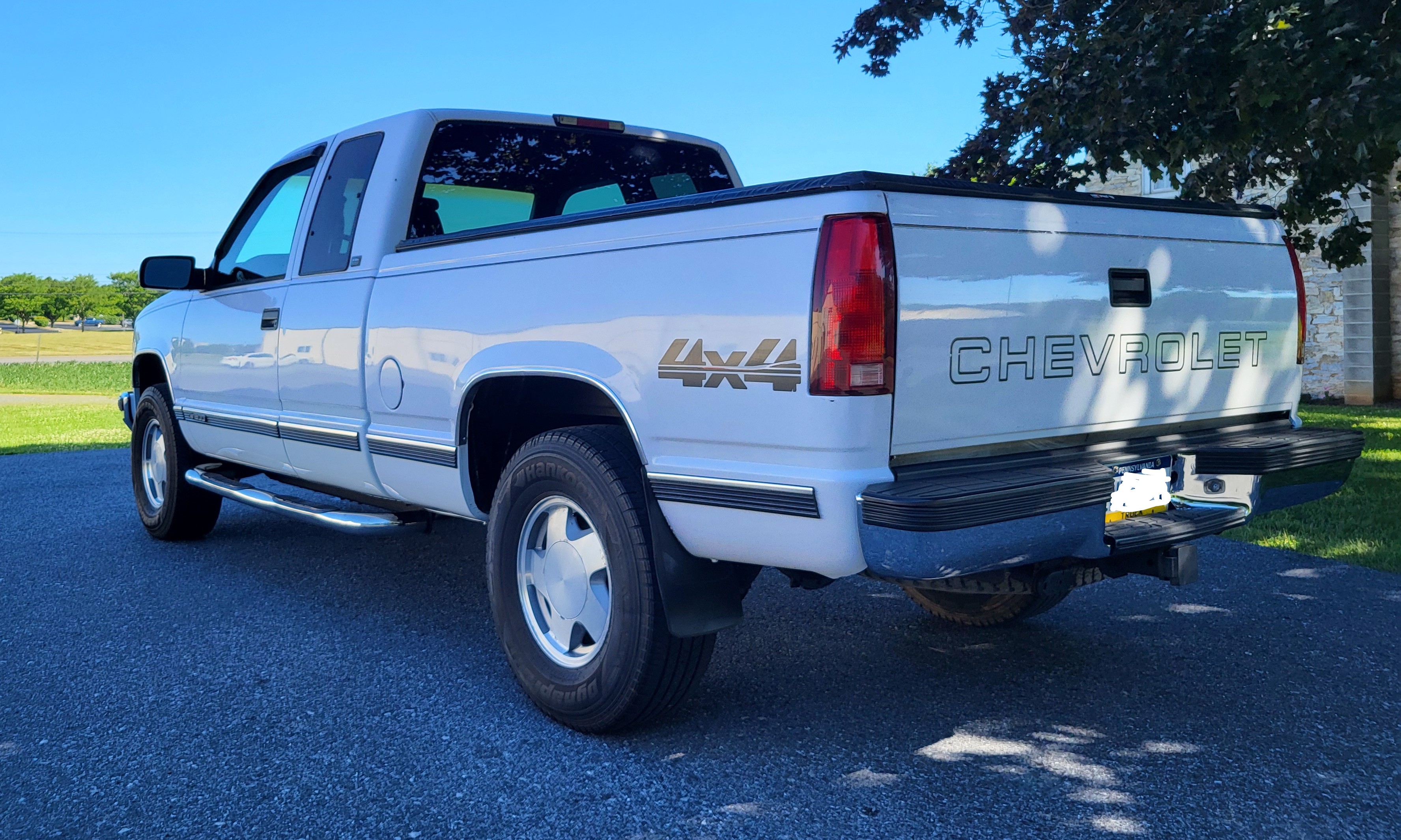 Used 1997 Chevrolet Silverado 1500 4x4 Extended Cab w/ Convenience Pkg image 4