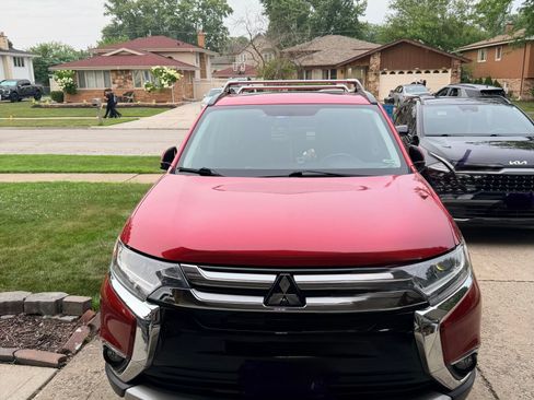 Used 2016 Mitsubishi Outlander SEL AWD/4WD image 4