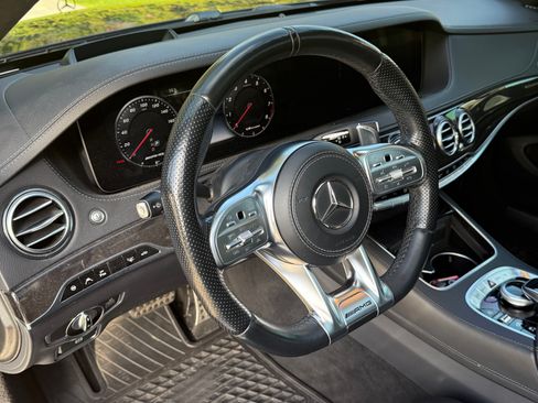 Used 2019 Mercedes-Benz S 63 AMG S 63 AMG Sedan 4D image 9