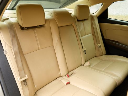 Used 2013 Toyota Avalon Limited image 13