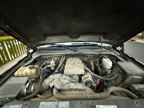 Used 2005 Chevrolet Silverado 2500 LT image 15