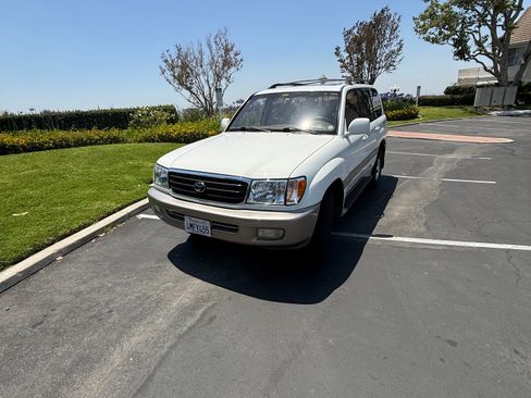 Used 2000 Toyota Land Cruiser AWD/4WD image 6