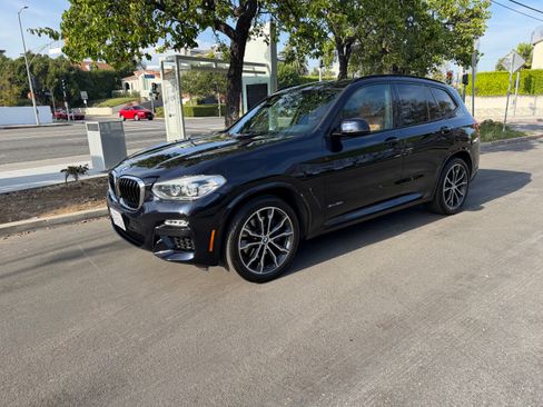 Used 2018 BMW X3 xDrive30i w/ M Sport Package image 16