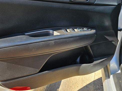 Used 2020 Kia Optima LX image 16