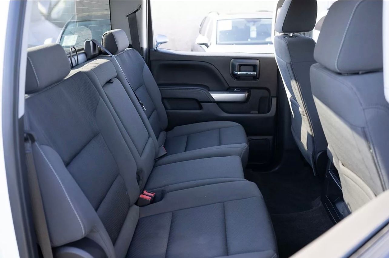 Used 2018 Chevrolet Silverado 1500 LT w/ Texas Edition RWD image 10