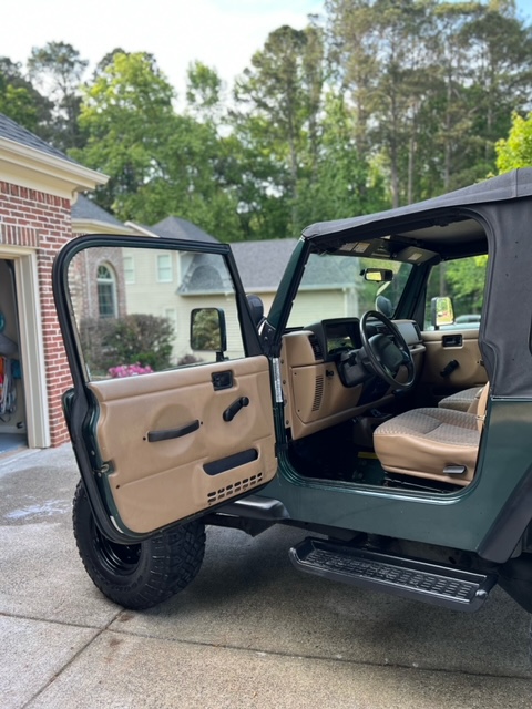 Used 2000 Jeep Wrangler Sport AWD/4WD image 4