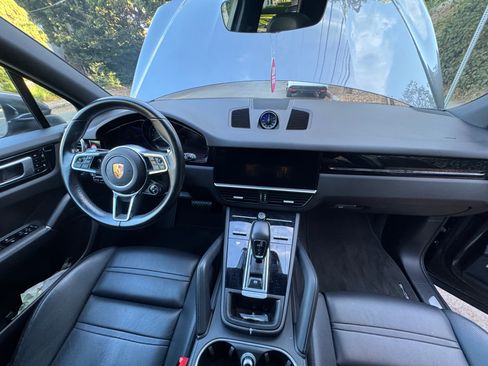 Used 2021 Porsche Cayenne E-Hybrid AWD/4WD image 15