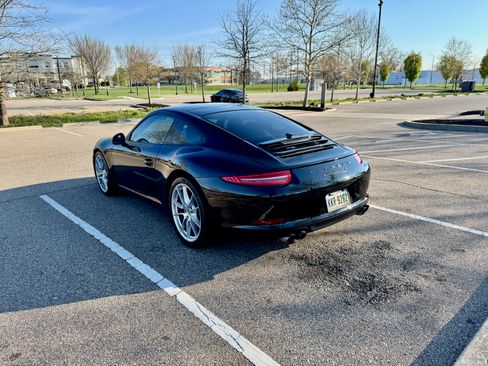 Used 2012 Porsche 911 Carrera S image 8
