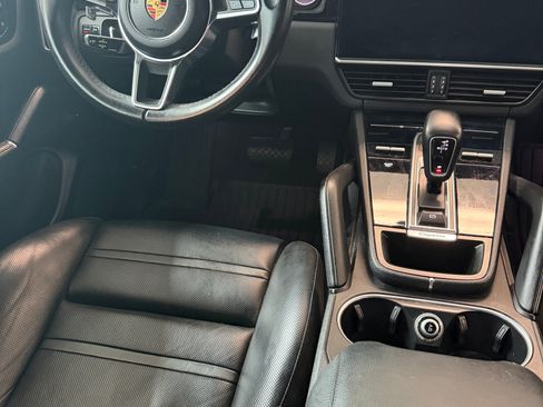Used 2019 Porsche Cayenne AWD/4WD image 11