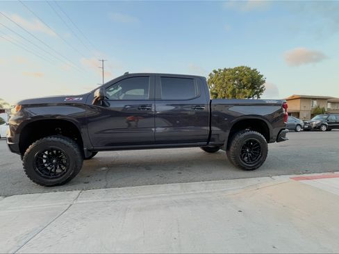 Used 2022 Chevrolet Silverado 1500 LT Trail Boss w/ LT Trail Boss Premium Package image 1