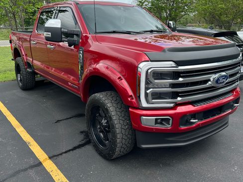 Used 2024 Ford F350 Limited w/ FX4 Off-Road Package AWD/4WD image 9