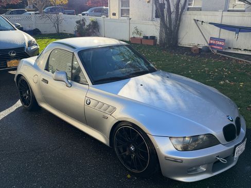 Used 2001 BMW Z3 3.0i image 1