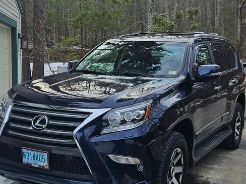 Used 2018 Lexus GX 460 Premium w/ Premium Package image 12