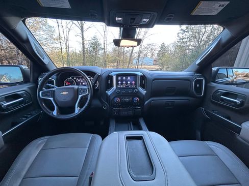 Used 2019 Chevrolet Silverado 1500 LTZ image 15