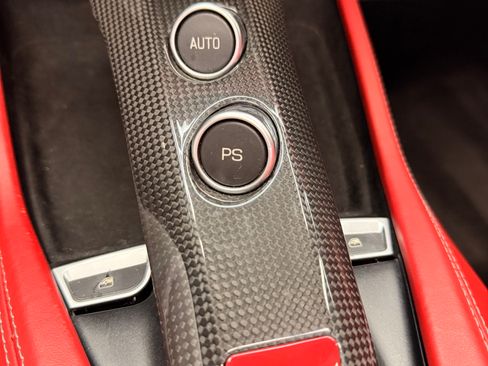 Used 2017 Ferrari California T image 25