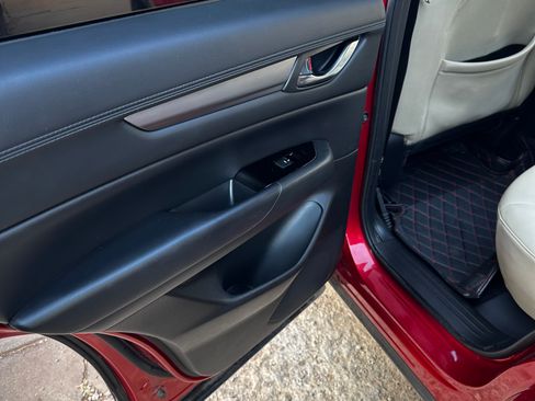 Used 2018 MAZDA CX-5 Touring w/ Preferred Equipment Package image 24