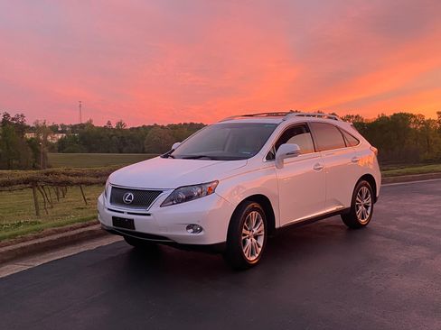Used 2011 Lexus RX 450h AWD w/ Premium Pkg image 5