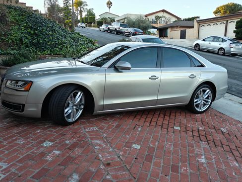 Used 2015 Audi A8 3.0T w/ Premium Package image 2