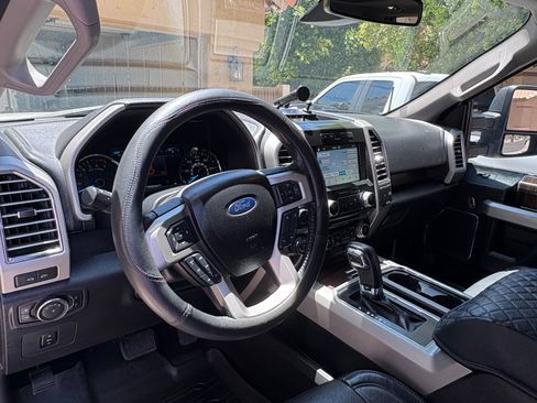 Used 2016 Ford F150 Lariat w/ Equipment Group 502A Luxury AWD/4WD image 10