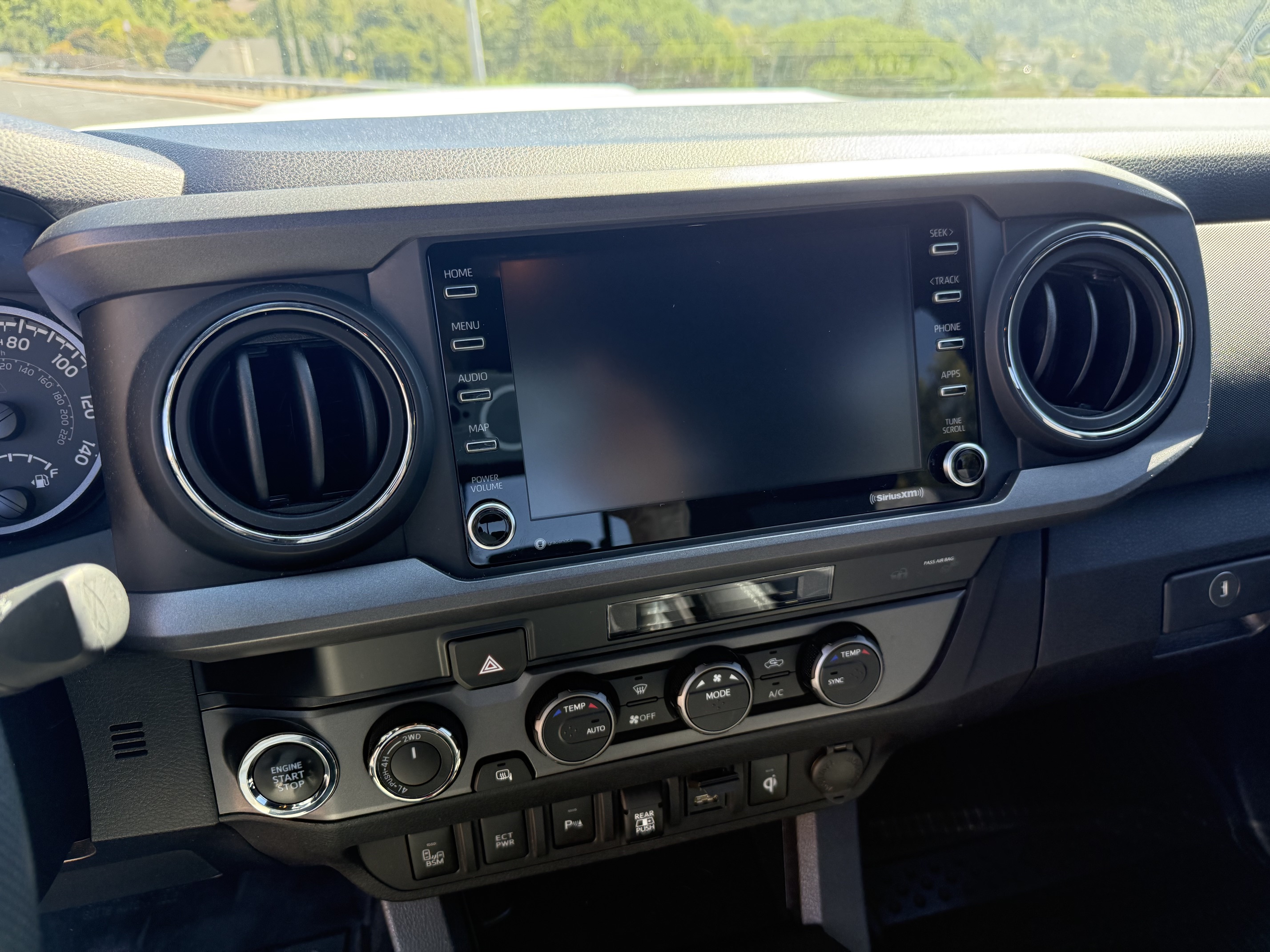 Used 2023 Toyota Tacoma TRD Sport w/ Advanced Technology Package AWD/4WD image 12