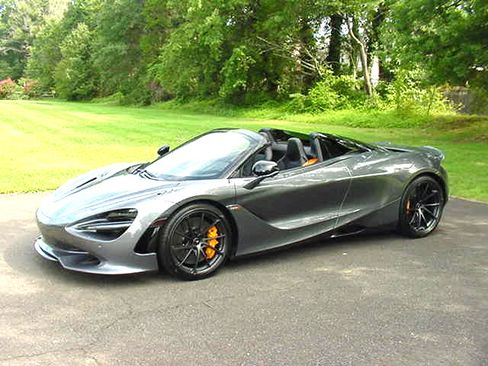 Used 2024 McLaren 750S Spider RWD image 1