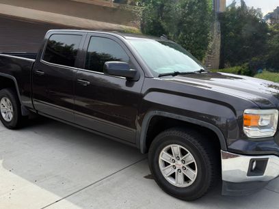 Used 2014 GMC Sierra 1500 SLE w/ SLE Value Package
