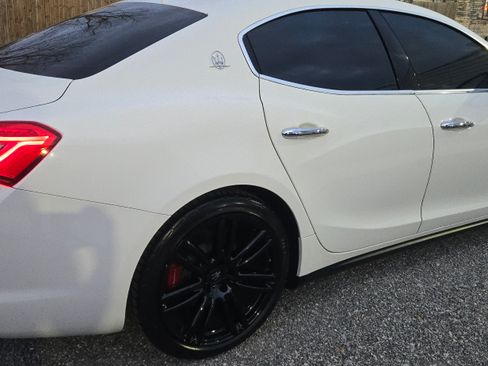 Used 2019 Maserati Ghibli image 4