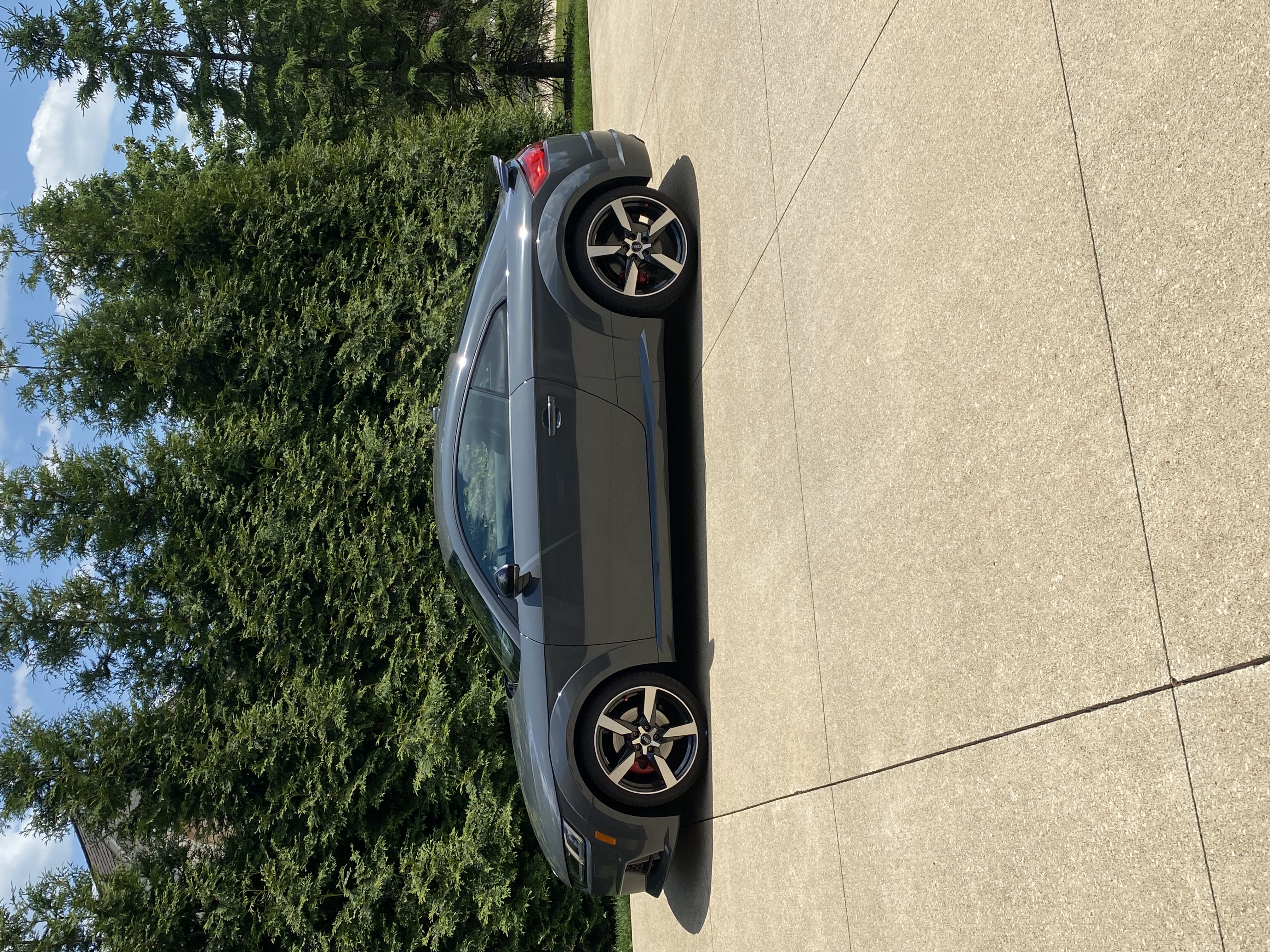 Used 2019 Audi TT 2.0T AWD/4WD image 2