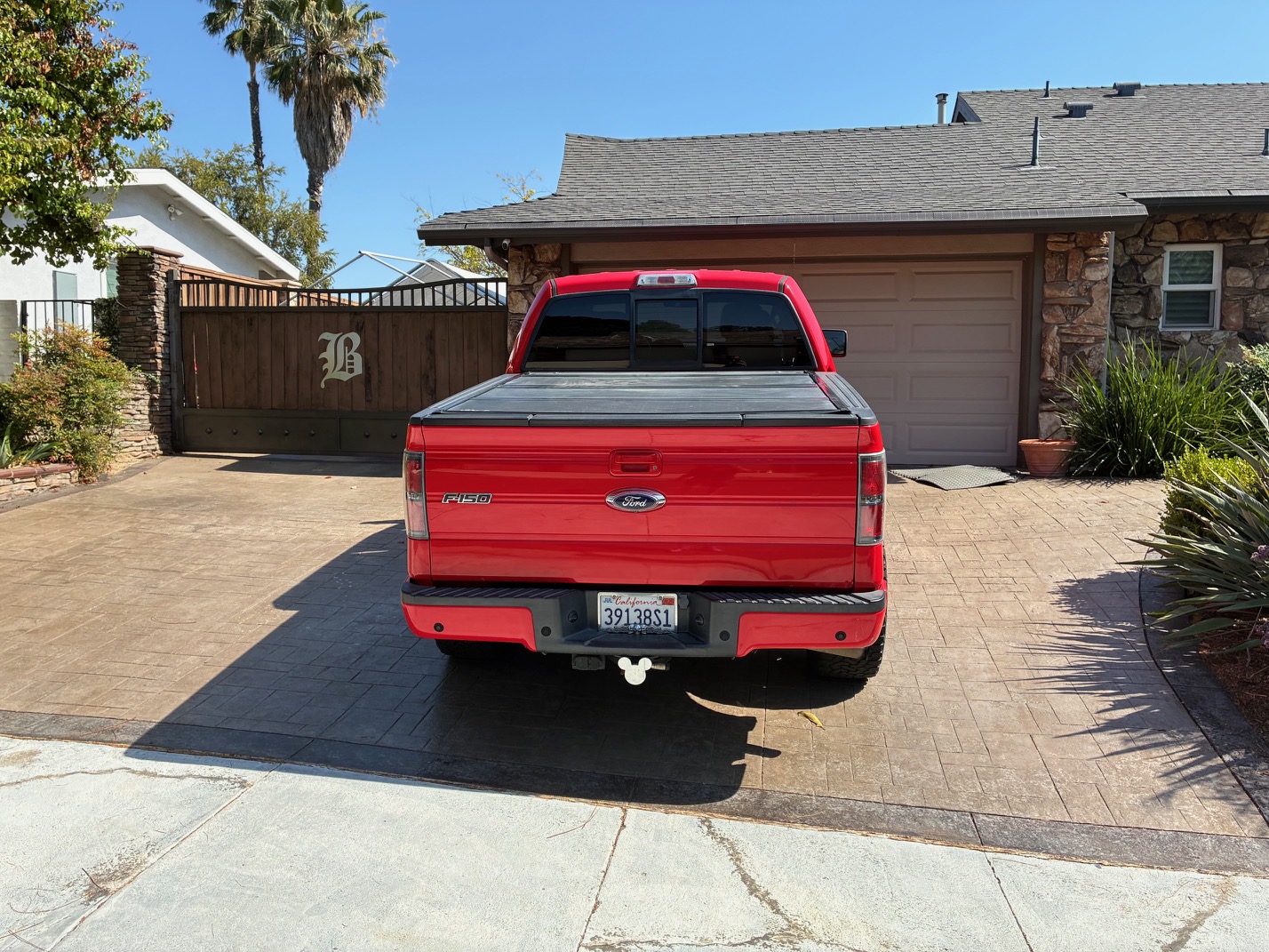 Used 2014 Ford F150 FX4 w/ Equipment Group 402A Luxury AWD/4WD image 6
