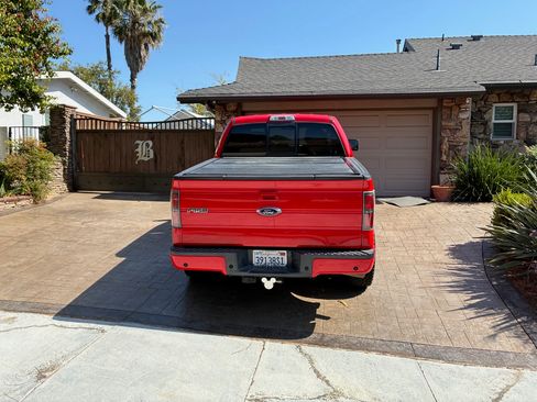 Used 2014 Ford F150 FX4 w/ Equipment Group 402A Luxury AWD/4WD image 6