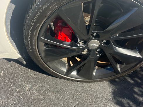 Used 2023 Genesis G70 3.3T w/ Sport Prestige Package image 19