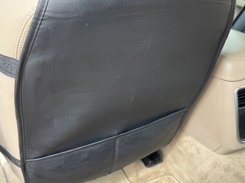 Used 2014 Chrysler 300 AWD w/ Driver Convenience Group image 15