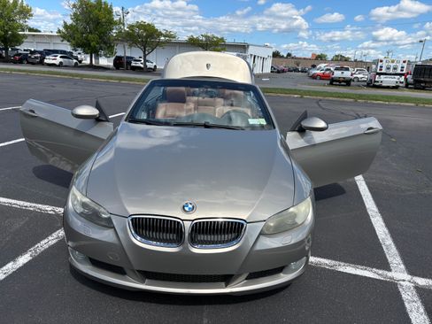 Used 2008 BMW 328i Convertible RWD image 2