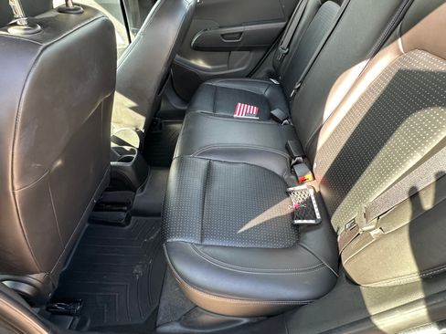 Used 2017 Chevrolet Sonic Premier image 15