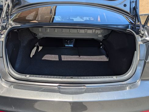 Used 2012 MAZDA MAZDA3 i Touring image 28