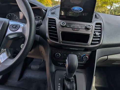 Used 2022 Ford Transit Connect XL w/ Trailer Tow Package FWD image 13