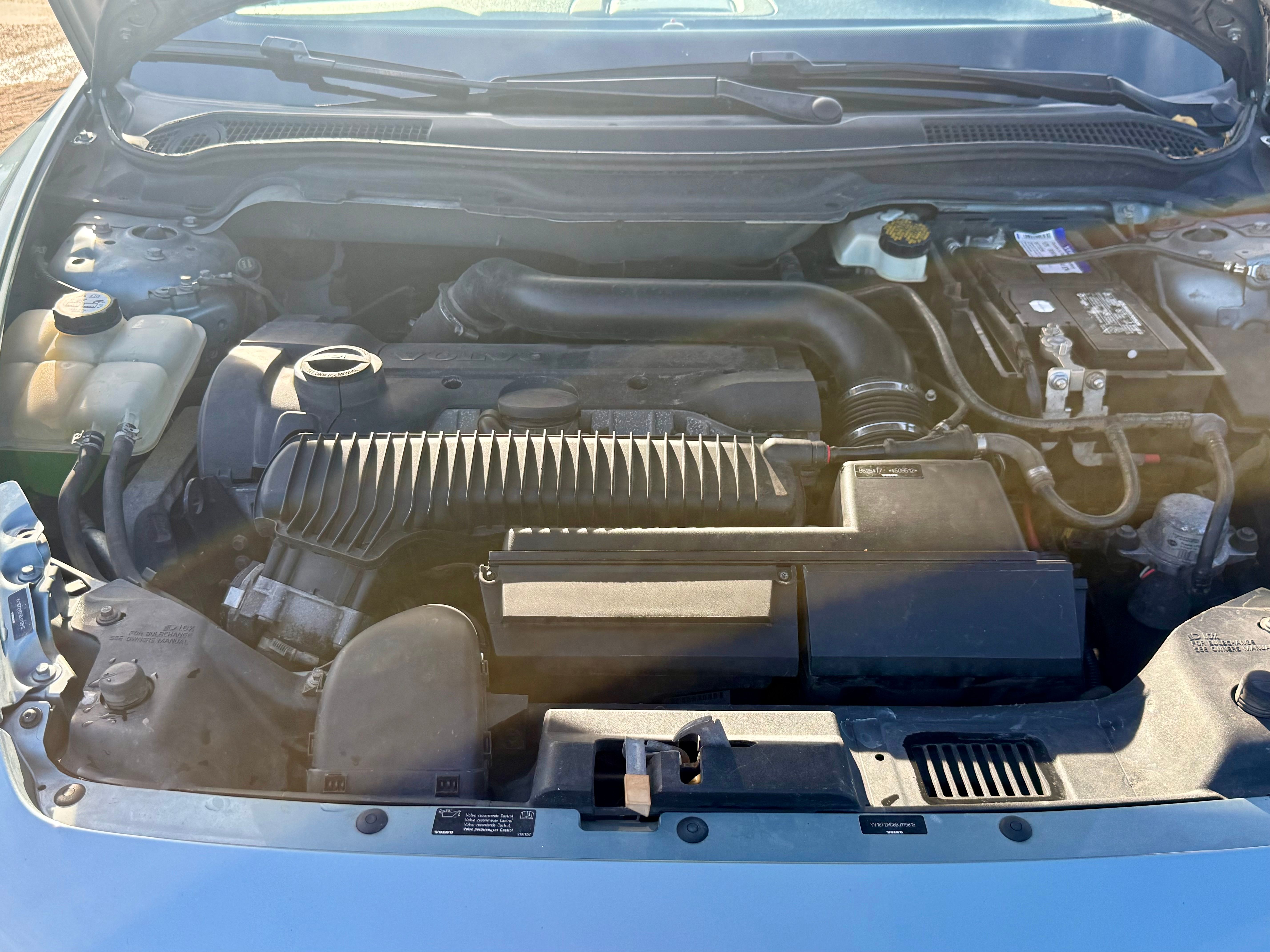 Used 2011 Volvo C70 T5 w/ Multimedia Pkg FWD image 14