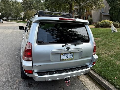 Used 2004 Toyota 4Runner Sport image 4