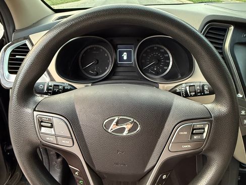 Used 2017 Hyundai Santa Fe Sport AWD/4WD image 10
