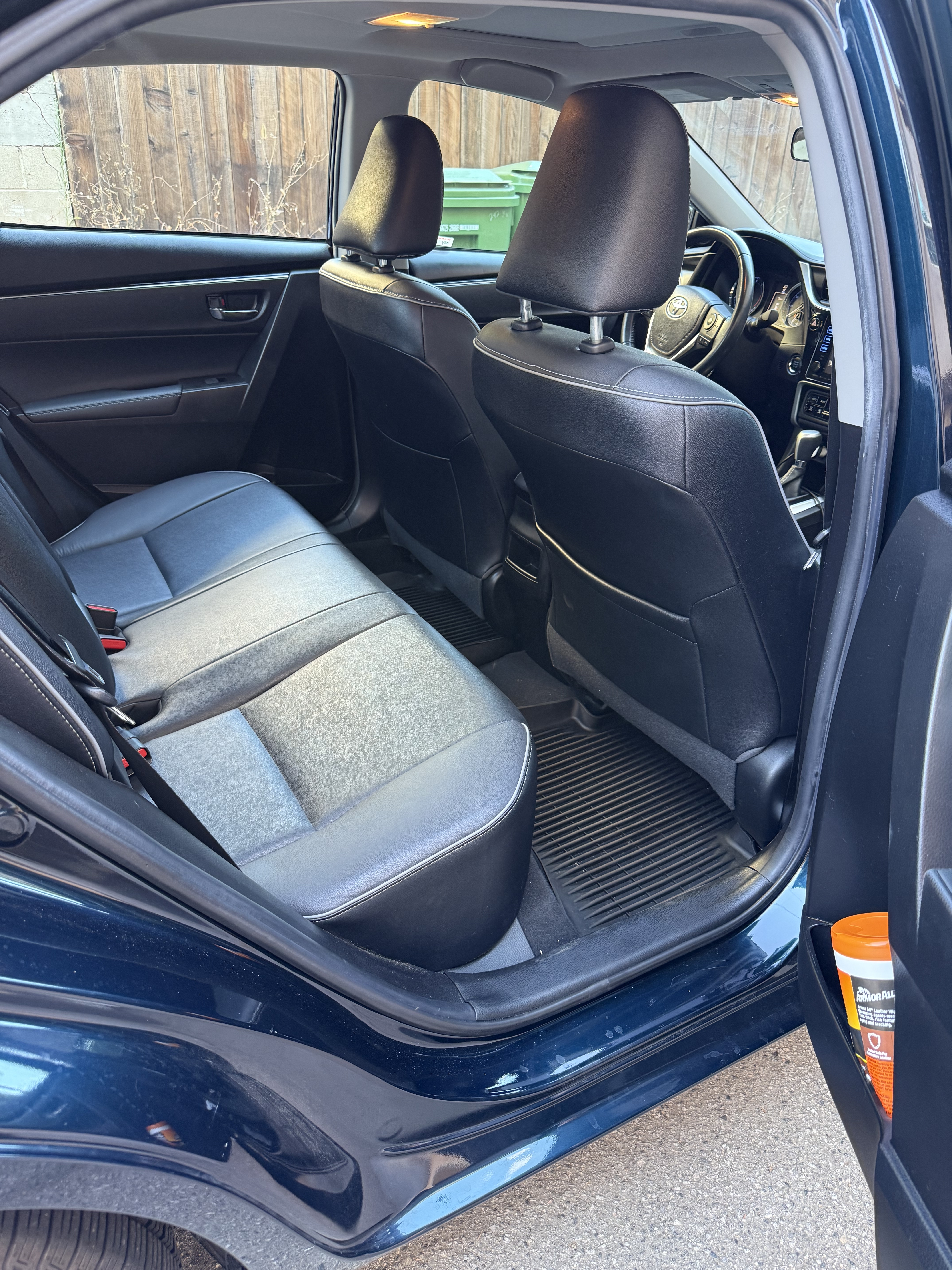 Used 2019 Toyota Corolla XLE w/ Protection Package FWD image 16