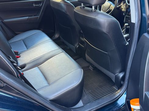 Used 2019 Toyota Corolla XLE w/ Protection Package FWD image 16