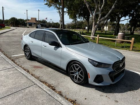 Used 2024 BMW i5 M60 w/ Executive Package AWD/4WD image 9