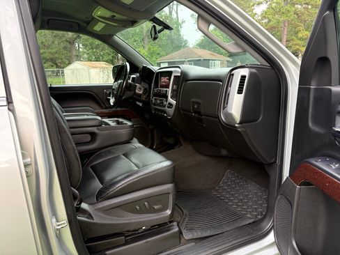 Used 2015 GMC Sierra 1500 SLT w/ SLT Preferred Package RWD image 15