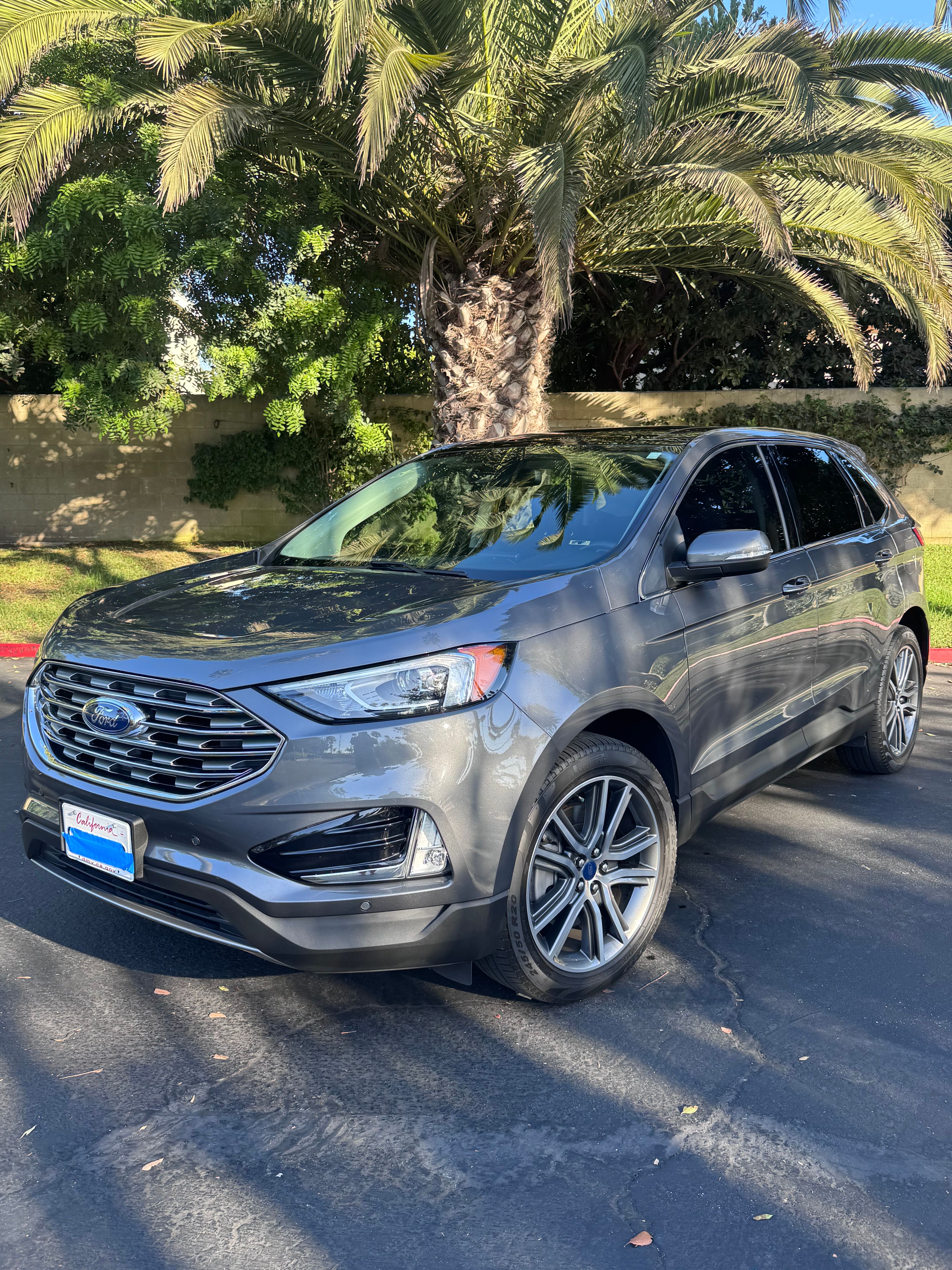 Used 2021 Ford Edge Titanium AWD/4WD image 1