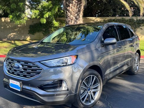 Used 2021 Ford Edge Titanium AWD/4WD image 1