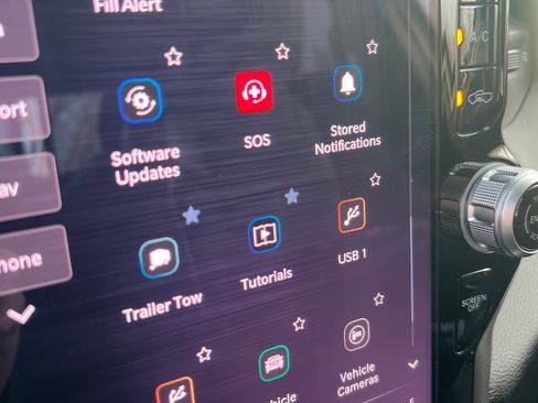 Used 2025 RAM 2500 Laramie image 20