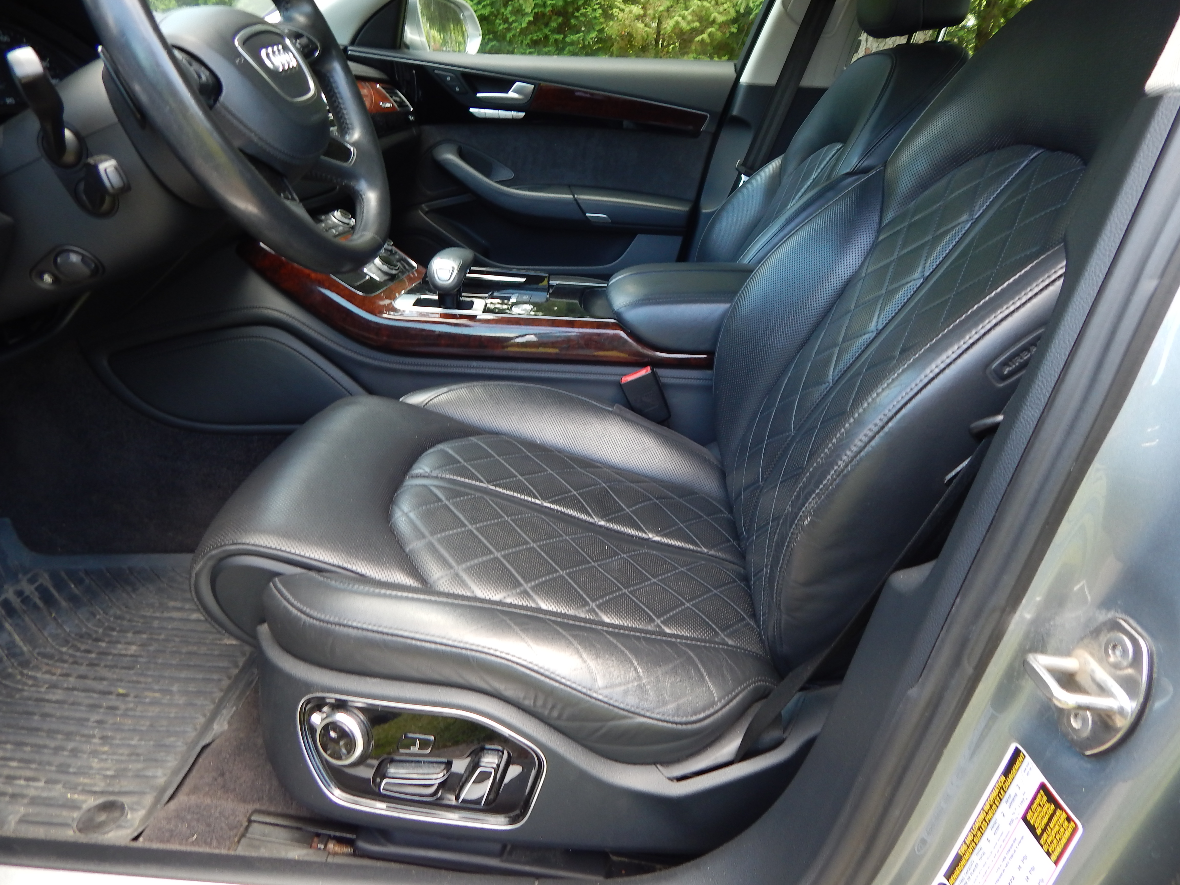 Used 2013 Audi A8 L 3.0T w/ Sport Design Pkg AWD/4WD image 16